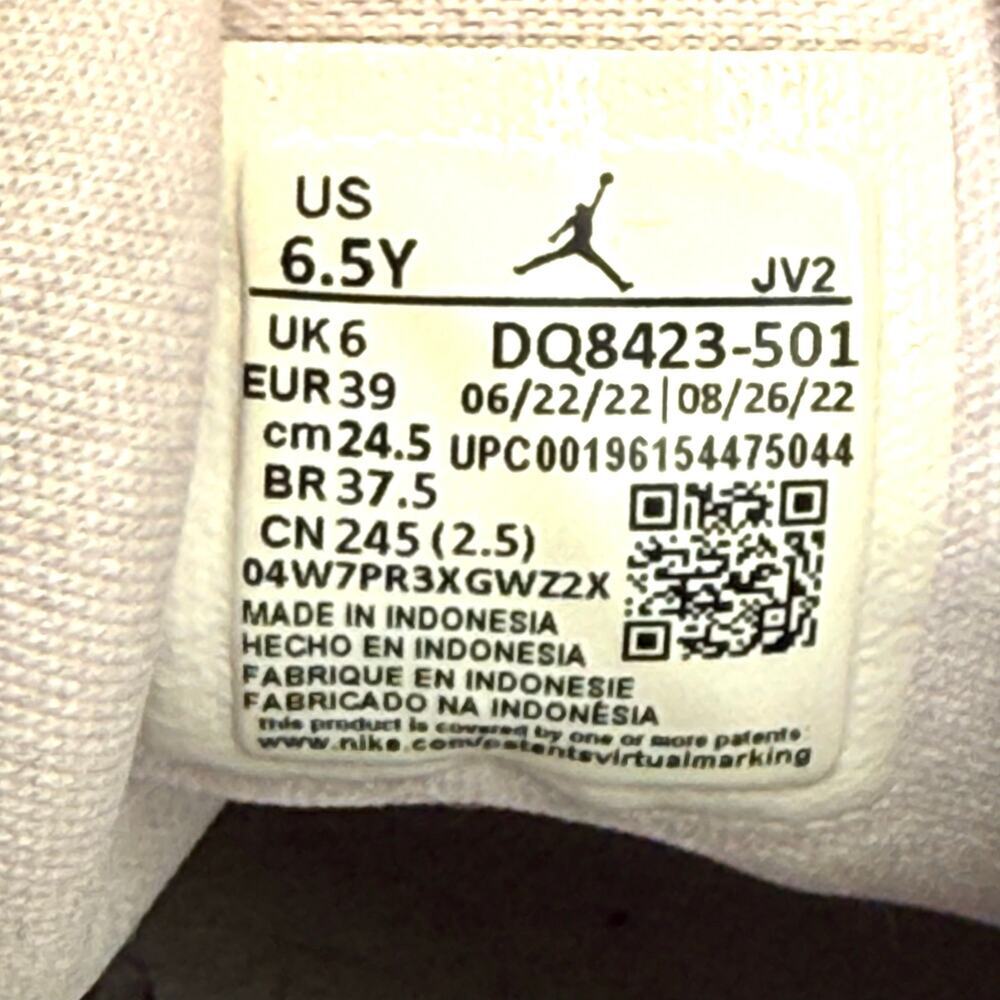 Nike Air Jordan 1 Mid Pink White Black Women's Size 8 (GS 6.5Y) DQ8423-501 - Picture 6 of 6